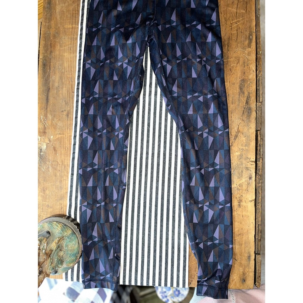 Lululemon Wunder Under Leggings Purple Blue Geometric Prism Print